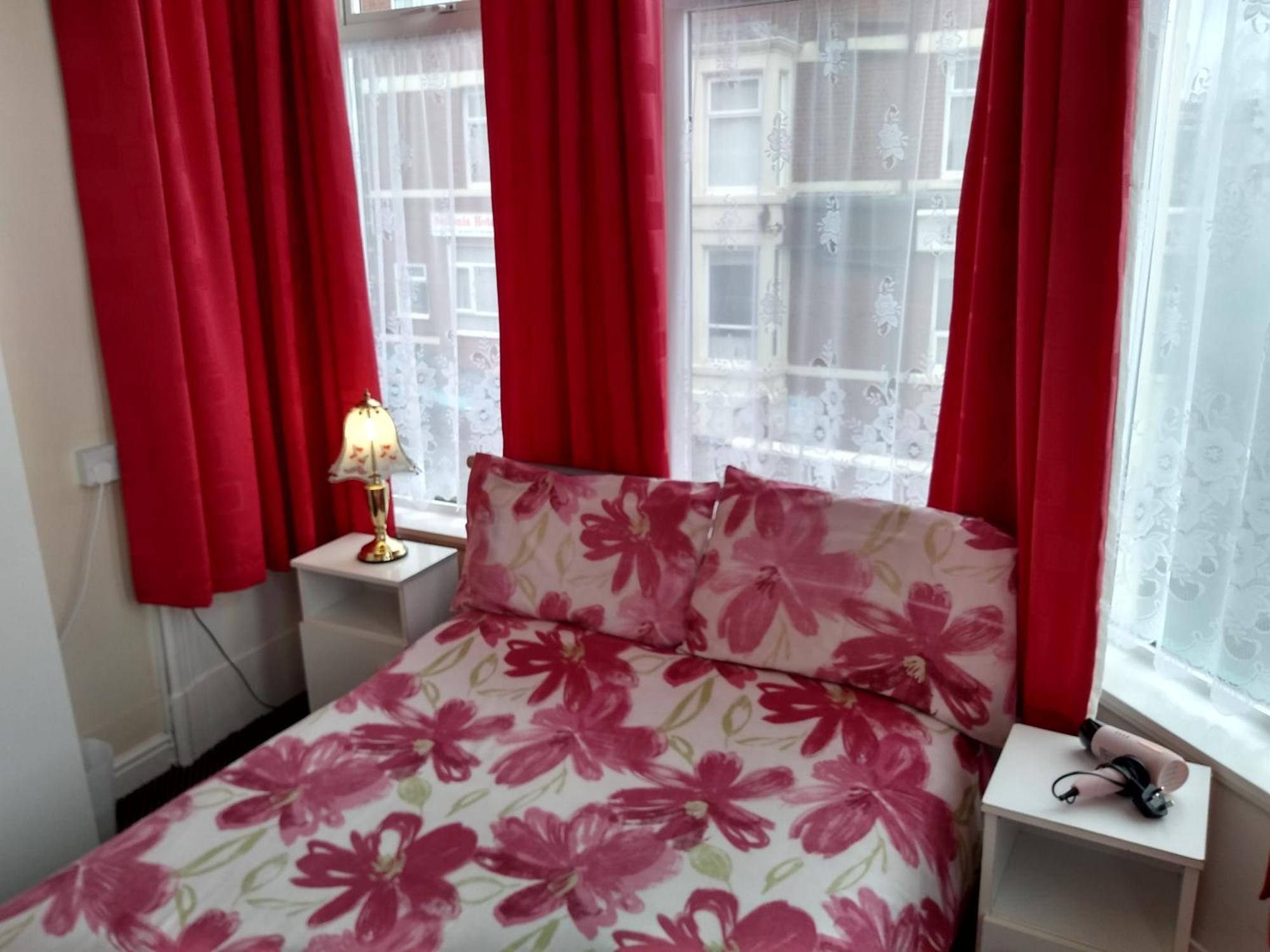 Southview Hotel Блекпул Екстериор снимка